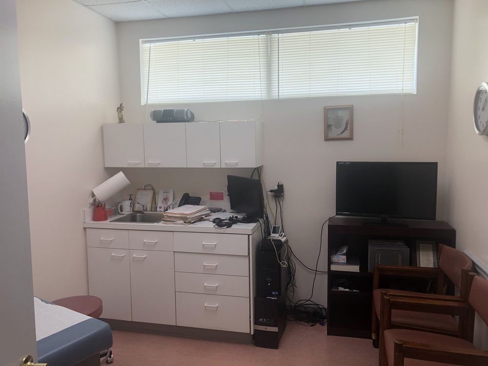 Orange Park Dental Office For Lease: 2045 Professional Center Dr, Orange Park, FL 32073